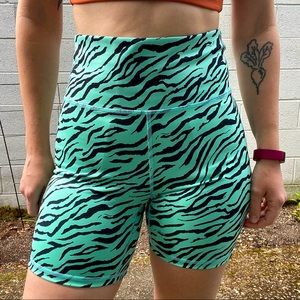 Fabletics Green Zebra Seascape Bike Shorts